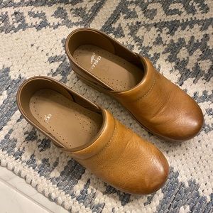 Danskos size 38